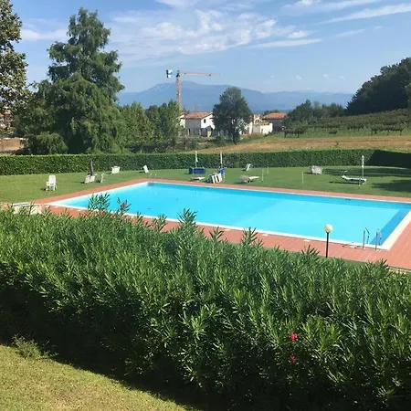 Casa Vacanze Bbking Lago Di Garda Padenghe * Padenghe sul Garda