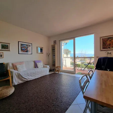 Casa Vacanze Bbking Lago Di Garda Padenghe Apartmán *